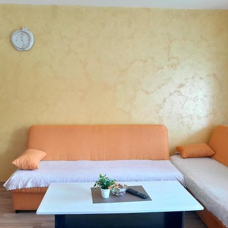 Apartman Lala Foca Bagian luar foto