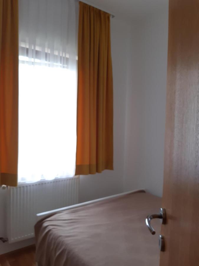 Apartman Lala Foca Bagian luar foto