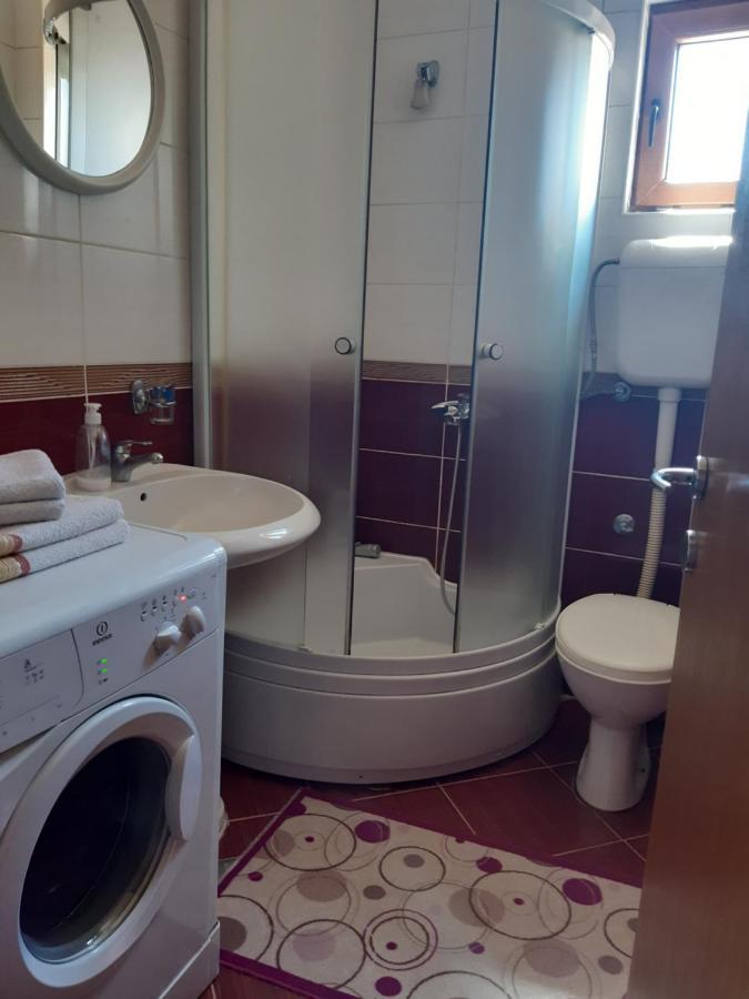 Apartman Lala Foca Bagian luar foto